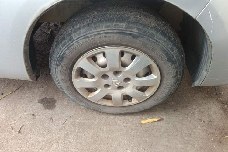 Used CHANGAN KAICHENG Ruixing M90 2017 2.0L Value Edition 6-Seater Hatchback 4G94S Right Front Wheel Hub