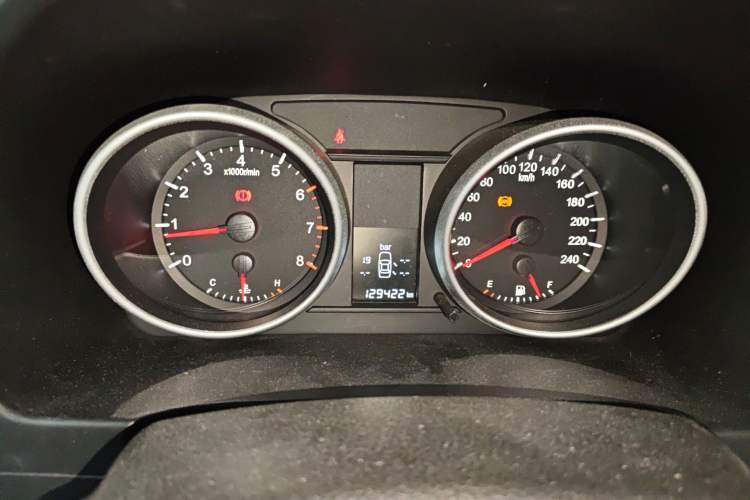 Used Haval H6 2011 2.0L Manual Two-Wheel Drive Elite Version
