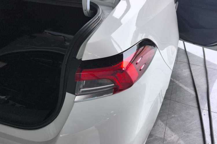 Used Toyota Corolla 2019 1.2T S-CVT GL-i Elite Edition Right Rear Taillight