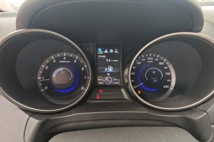 Used Changan CS75 2017 Shangkui Edition 1.5T Manual Enjoyment Model
