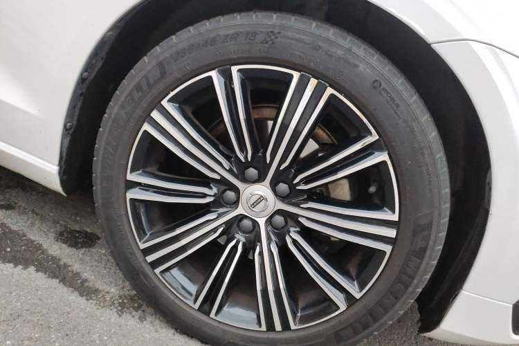 Used Volvo S60 2021 T4 Zhiyuan Luxury Edition
