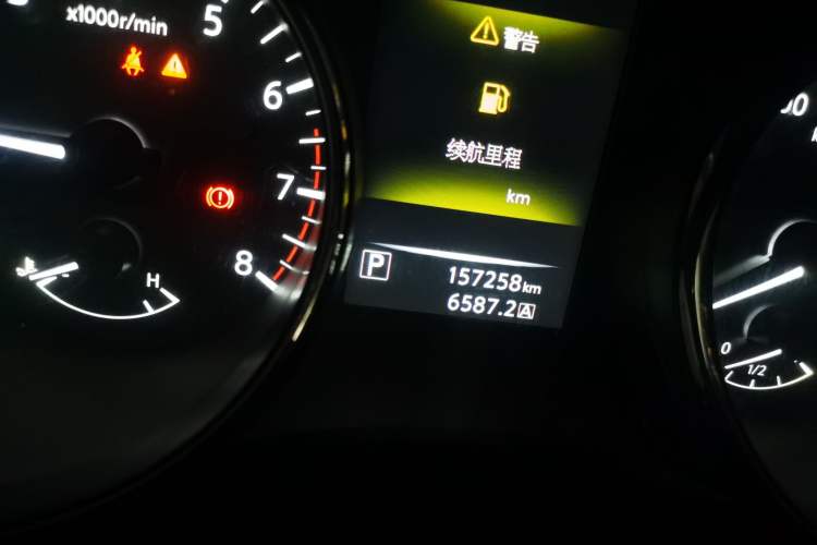 Used Nissan Qashqai 2017 2.0L CVT Luxury Edition China V Standard Odometer Close Up