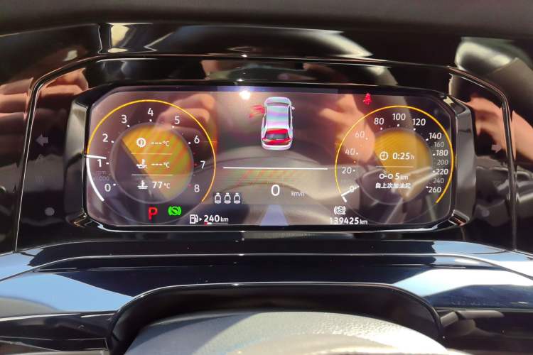 Used Volkswagen Golf 2021 280TSI DSG R-Line Instrument Cluster