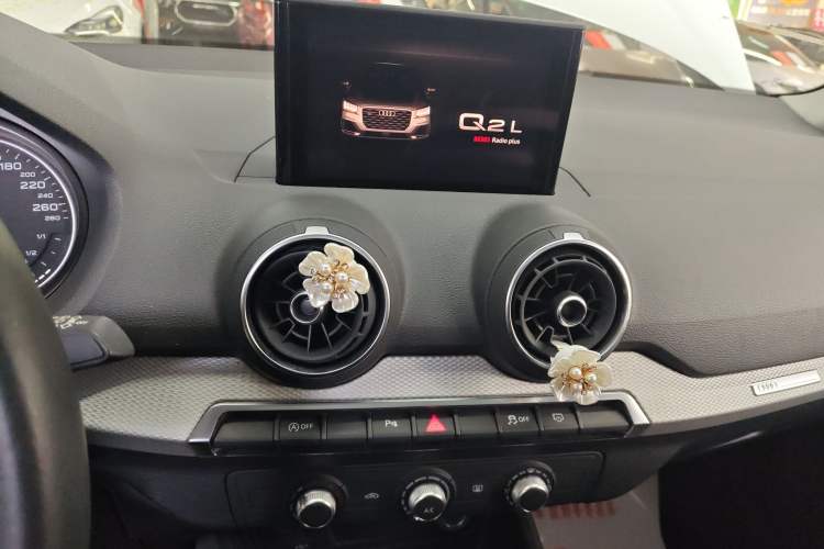 Used Audi Q2L 2021 35 TFSI Progressive Dynamic Edition