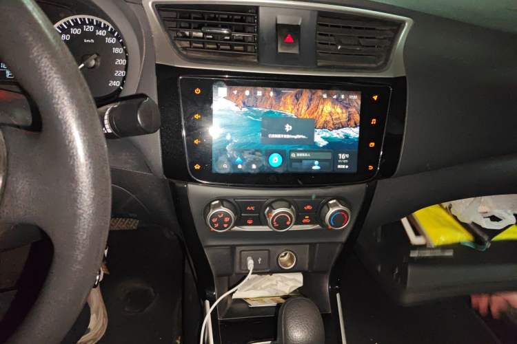 Used Nissan Sylphy 2021 Classic 1.6XL CVT Luxury Edition Audio And AC Panel