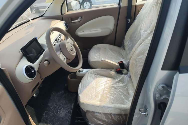 Used Wuling Hongguang MINIEV 2025 Four-Door Version Advanced Edition
