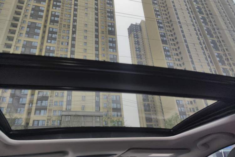 Used Honda Vezel 2020 1.5L CVT Pioneer Edition Headliner