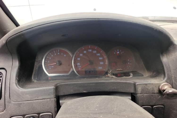 Used FORTHING Lingzhi 2014 M5 Q3 2.0L 7-seat Short-Wheelbase Luxury Model Instrument Cluster