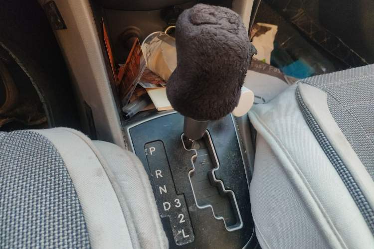 Used Hyundai Verna (older generation) 2014 1.4L Automatic Smart GLS Audio And AC Panel