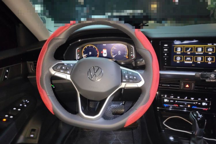 Used Volkswagen Passat 2025 Premium Version 380TSI Dragon Edition Steering Wheel