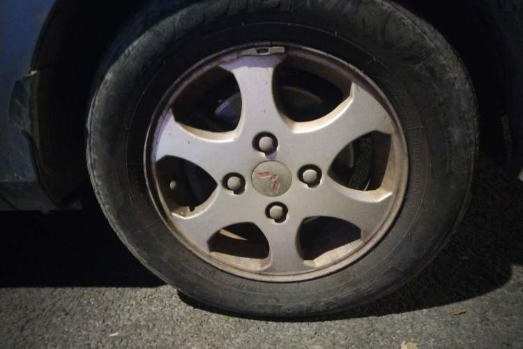 Used Wuling Hongguang 2014 1.2L Standard Model China IV
