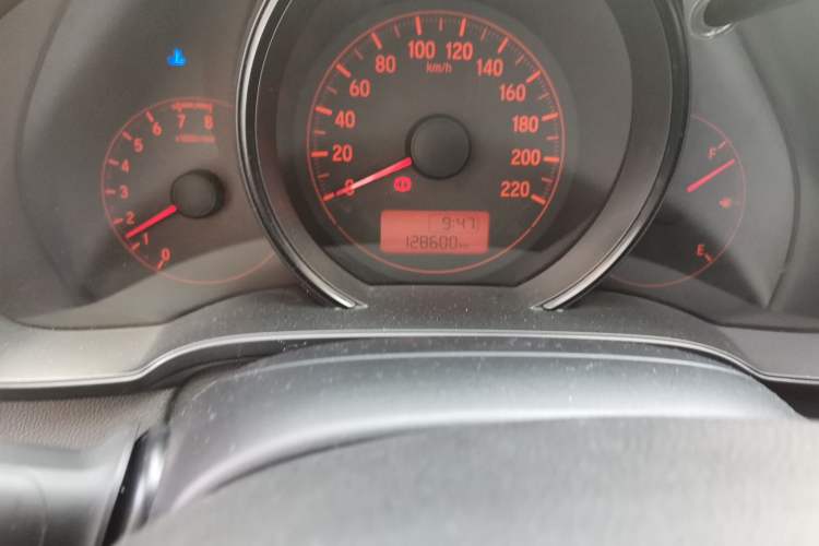 Used Honda Fit 2016 1.5L LX Manual Comfort Model
