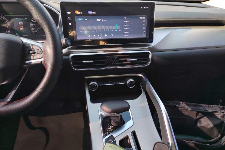 Used Geely Auto Coolray 2023 1.5T DCT Platinum Edition
