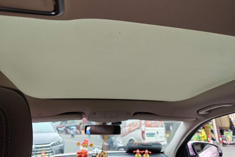 Used Mercedes-Benz E-Class 2018 Restyled E 300 L Sporty and Stylish Edition
