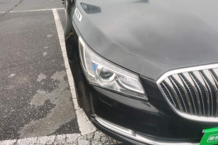 Used Buick LaCrosse 2014 2.0T SIDI Elite Tech Version Right Front Headlight