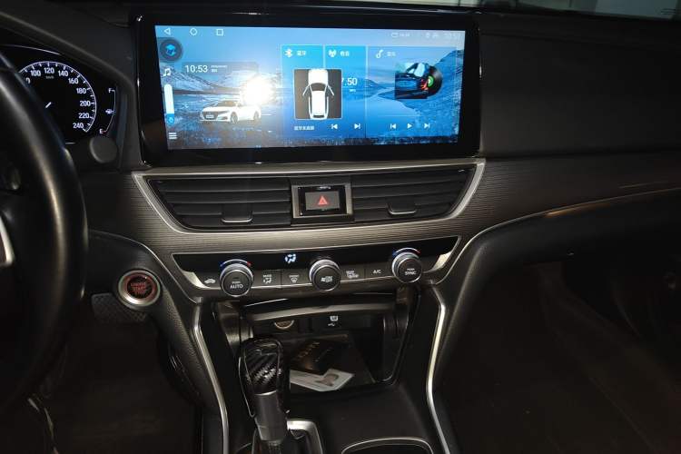 Used Honda Accord 2018 260TURBO Luxury Edition China V Emission Standard Audio And AC Panel