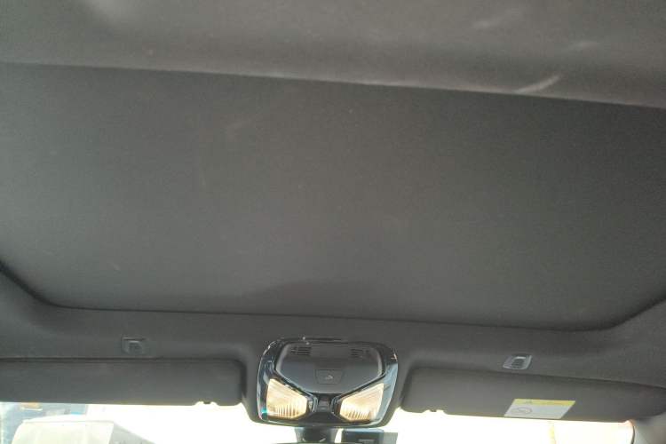 Used BMW 5 Series 2022 Restyled 540i Luxury Edition M Sport Package Headliner