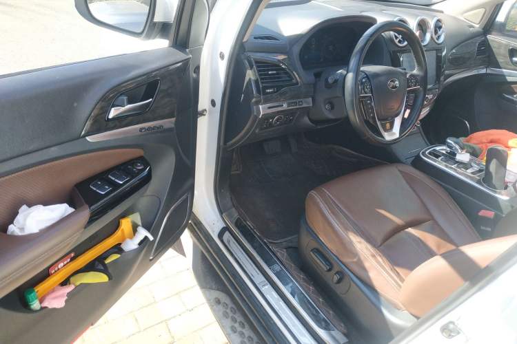 Used BYD Tang New Energy 2015 2.0T Four-Wheel-Drive Flagship Model Driver Seat