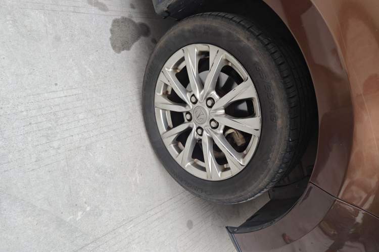 Used BAIC Weiwang M50F 2017 1.5L Standard Model