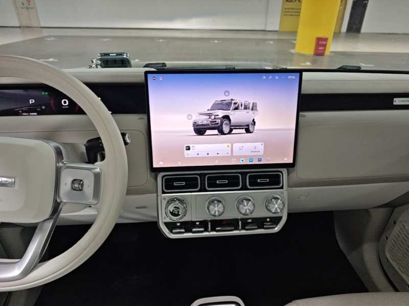 Used iCAR V23 2026 Model 550 Two-Wheel Drive Cyber Edition — 12