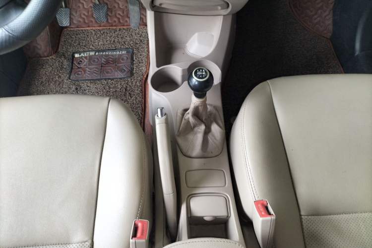 Used Kia Sportage 2013 2.0L Manual Two-Wheel Drive GL Trim