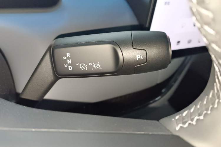 Used Zeekr MIX 2025 Intelligent Driving Version
