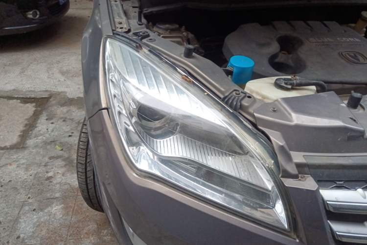 Used Changan CS35 2015 1.6L Manual Luxury Model China IV Standard
