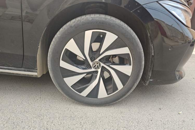 Used Volkswagen Passat 2025 Pro 380TSI Dragon Edition Right Front Wheel Hub