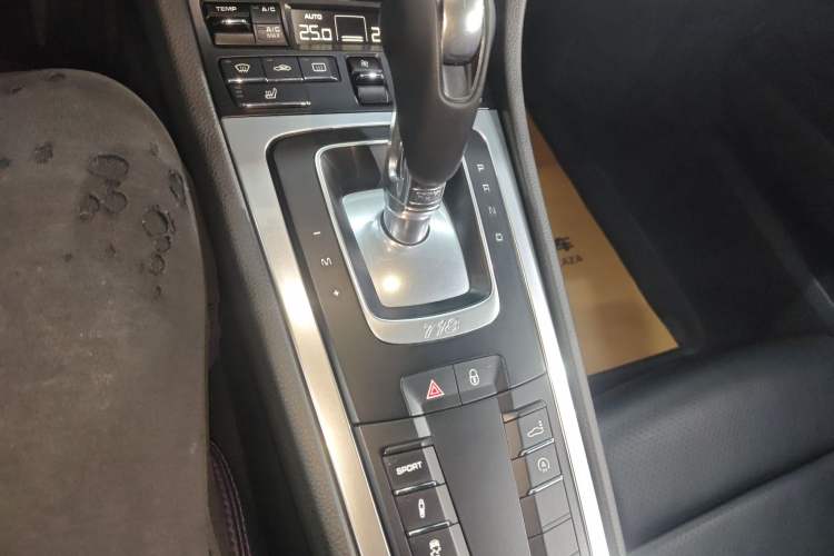 Used Porsche 718 2016 Cayman 2.0T