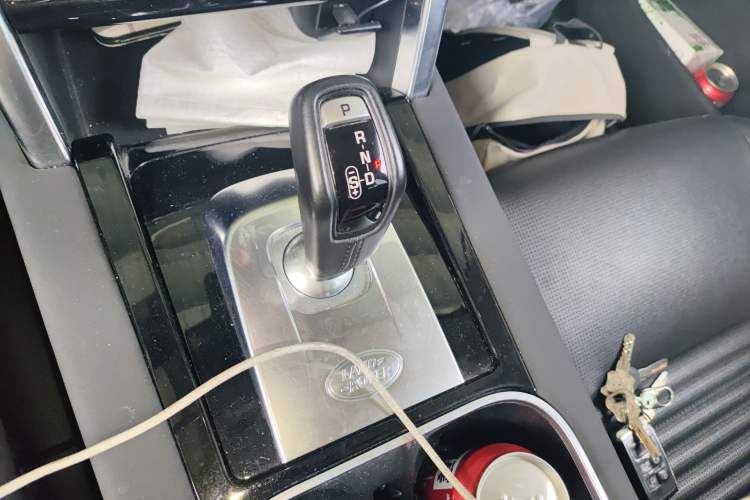 Used Land Rover Discovery Sport 2020 200 PS Family Edition