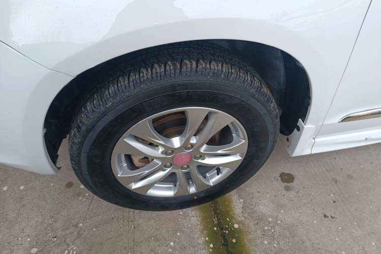 Used Haval H6 2016 Upgraded Model 1.5T Manual Two-Wheel Drive Value Edition
