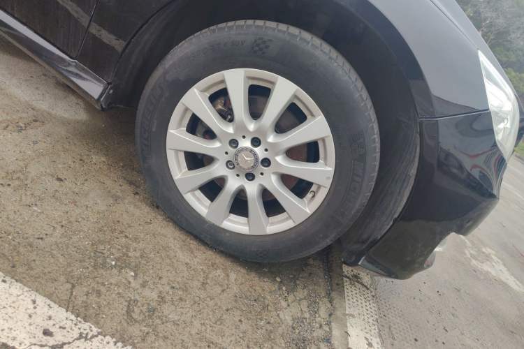 Used Mercedes-Benz R-Class 2014 R 320 4MATIC Business Model