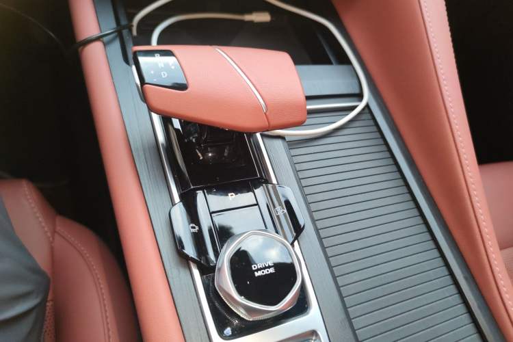 Used CHANGAN CS75 PLUS 2023 3rd Generation 1.5T Automatic Prestige Model Gear Lever