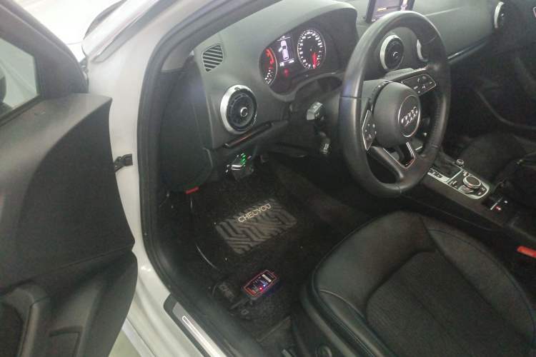 Used Audi A3 2020 Sportback 35 TFSI Fashion Edition China VI Emission Standard