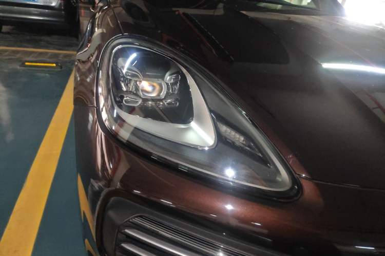 Used Porsche Cayenne 2018 Cayenne 3.0T Right Front Headlight