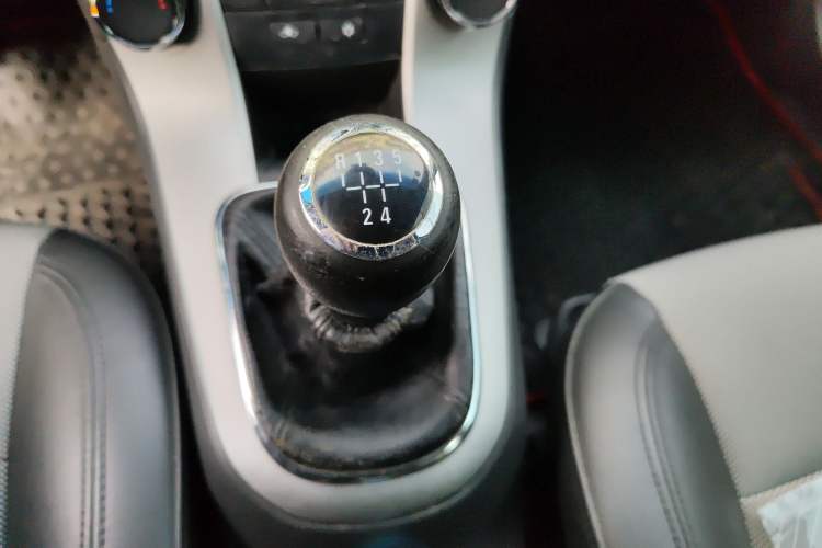 Used Chevrolet Cruze 2012 1.6L SL MT