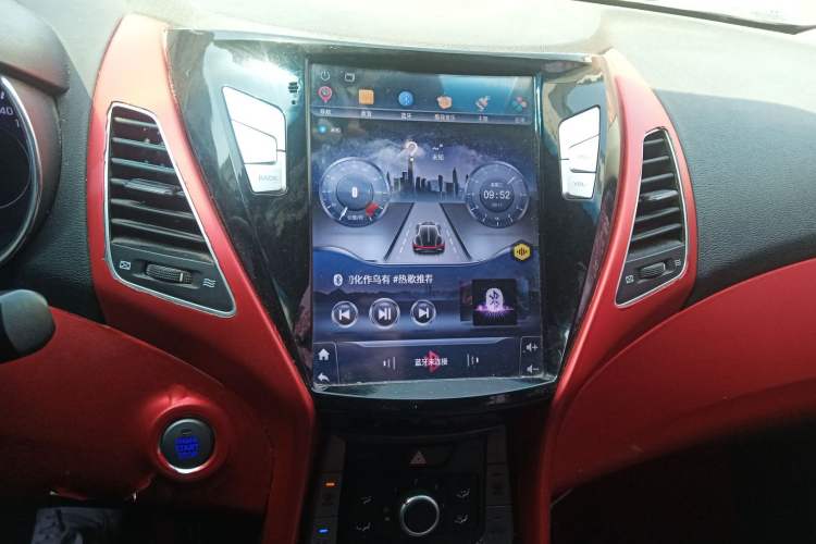 Used Hyundai Elantra (5th Generation / Langdong) 2015 1.6L Manual Leading Model
