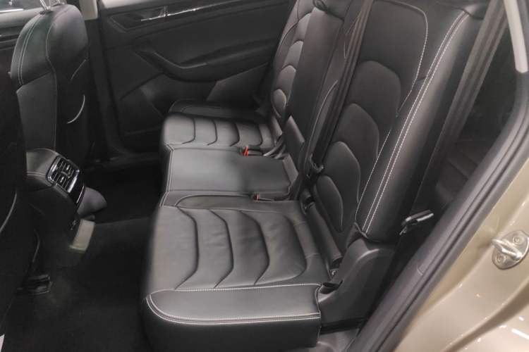 Used Skoda Kodiaq 2021 TSI330 7-Seater Two-Wheel-Drive Luxury Plus Edition
