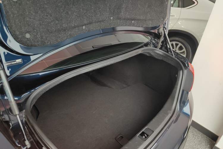 Used Infiniti Q70 2017 Q70L 2.5L Elite Edition