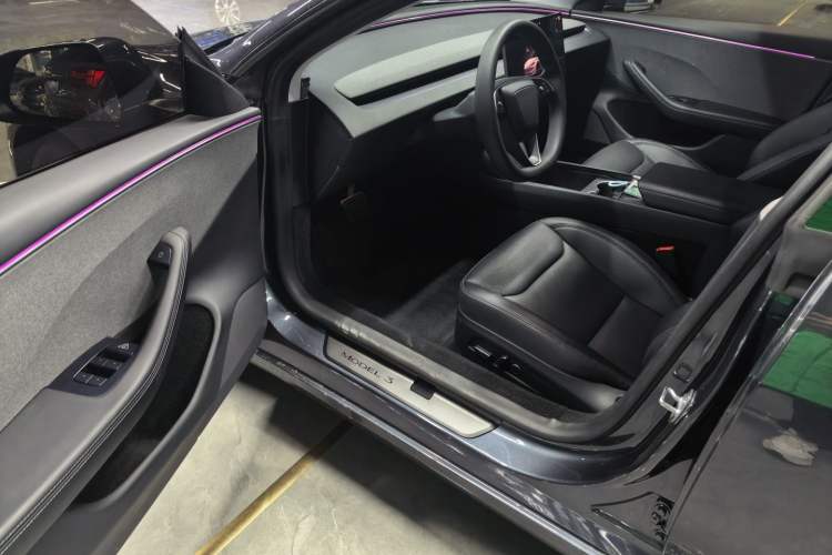 Used Tesla Model 3 2025 Rear-Wheel-Drive Version