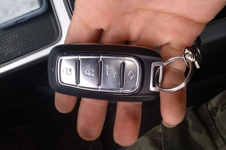 Used Hycan Z03 2022 510 km Range Trendy Cool Version 135 kW 63.98 kWh Vehicle Key