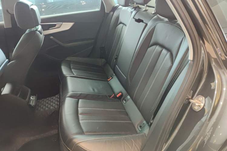 Used Audi A4L 2020 40 TFSI Fashion Dynamic Model Left Rear Seat