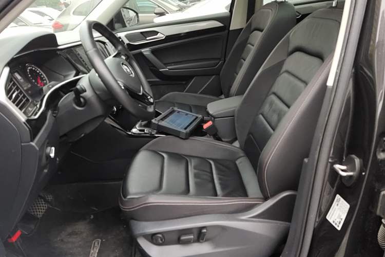 Used Volkswagen Tayron 2019 330TSI Four-Wheel Drive Luxury Version China V Standard Left Front Seat