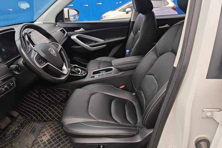 Used Baojun 530 2021 Global Car Anniversary Edition 1.5T CVT Prestige Connected Model 6 Seats Left Front Seat