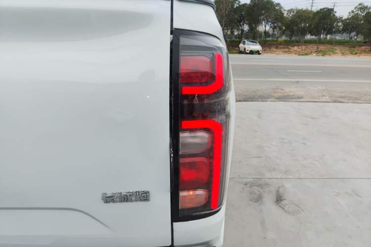 Used Great Wall Poer 2023 2.0T Commercial Version Automatic Diesel Two-Wheel Drive Elite Trim with Long Bed – GW4D20M