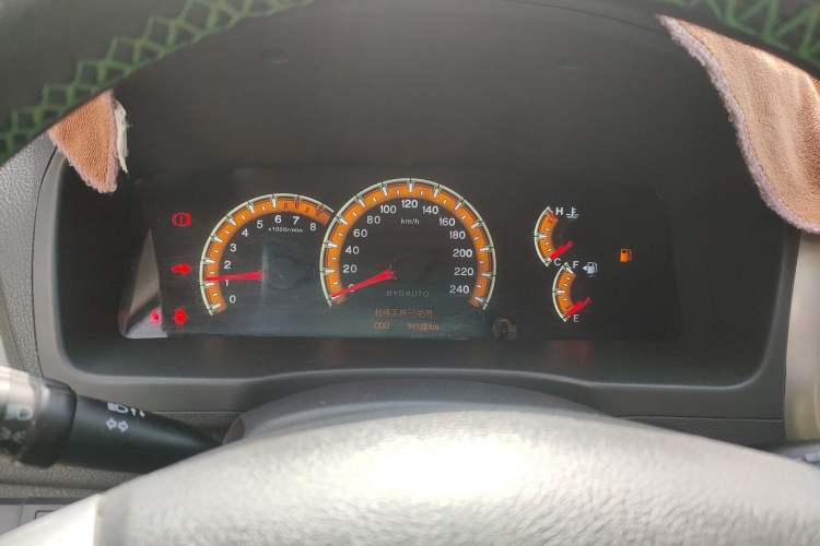 Used BYD F3 2015 Energy-Efficient Model 1.5L Manual Comfort Edition Instrument Cluster