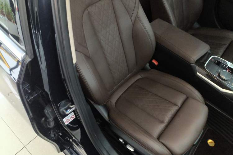 Used BMW 3 Series 2023 325Li M Sport Package