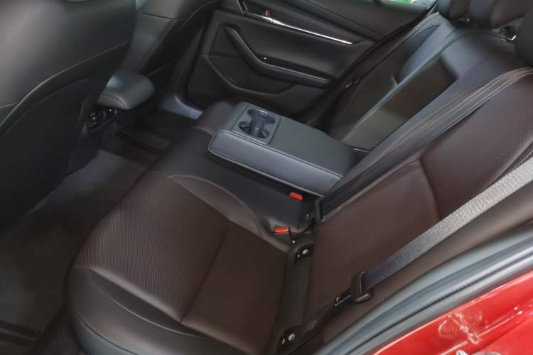 Used Mazda 3 Axela 2021 2.0L Automatic Zhi Rui Edition