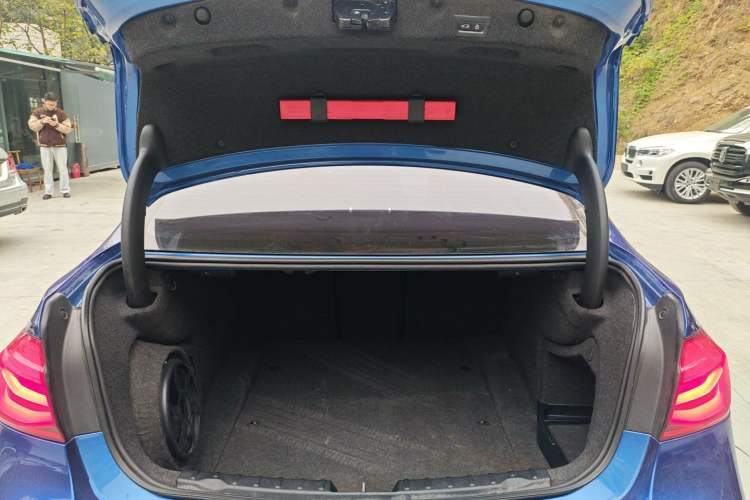 Used BMW 3 Series 2018 320Li Leading Model M Sport Package