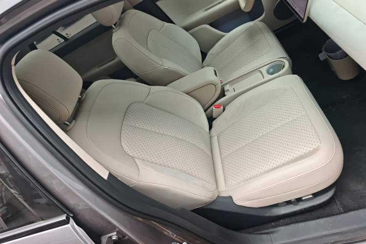 Used firefly firefly 2025 Illuminated Edition
